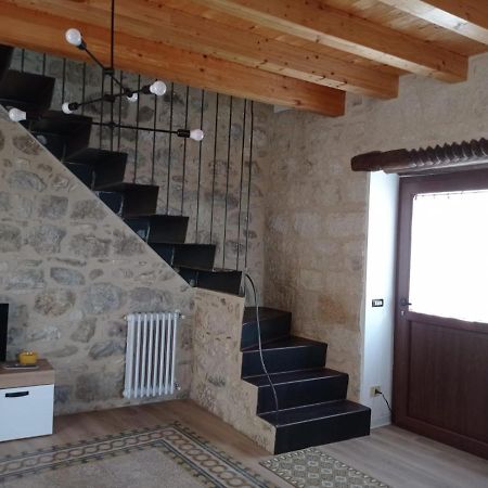 Casa Vacanze Borgo Gulini Da Anna Petralia Soprana Extérieur photo