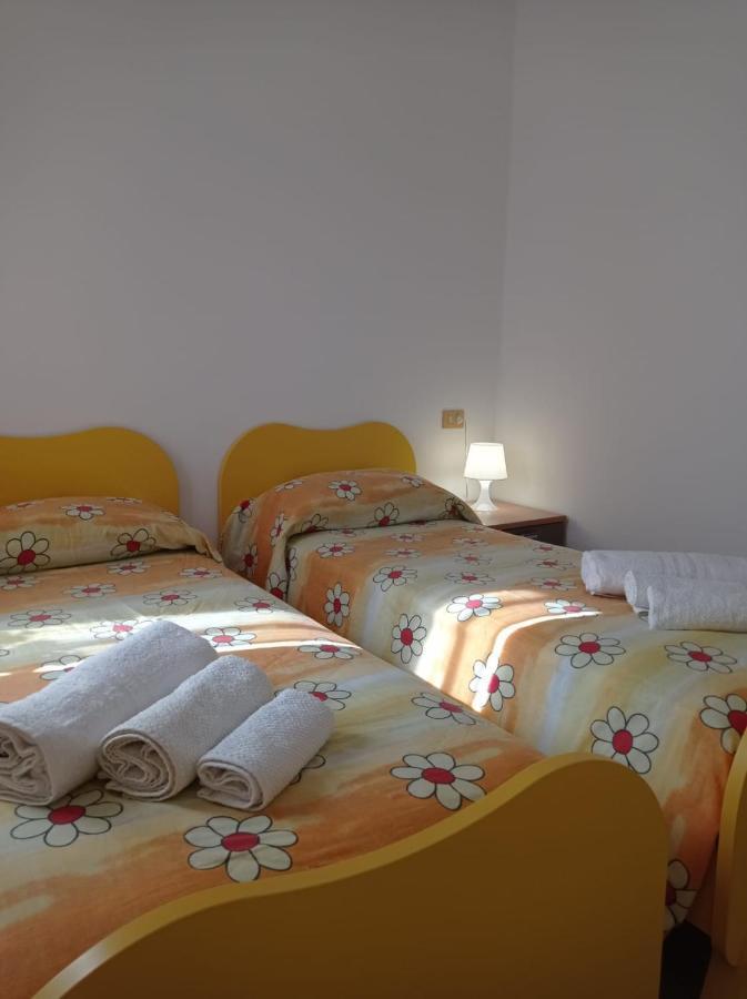 Casa Vacanze Borgo Gulini Da Anna Petralia Soprana Extérieur photo