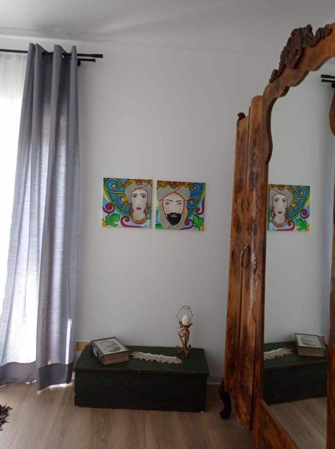 Casa Vacanze Borgo Gulini Da Anna Petralia Soprana Extérieur photo